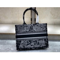$162.00 USD Christian Dior AAA Quality Tote-Handbags For Women #896017