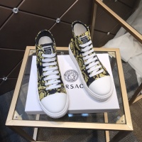 $98.00 USD Versace High Tops Shoes For Men #899136