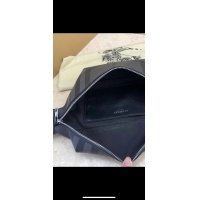 $72.00 USD Burberry AAA Man Messenger Bags #900031