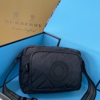 $108.00 USD Burberry AAA Man Messenger Bags #902368