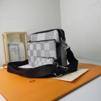 $85.00 USD Louis Vuitton AAA Man Messenger Bags #904735