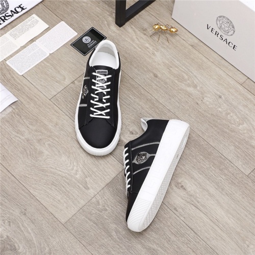 Replica Versace Casual Shoes For Men #907670 $98.00 USD for Wholesale