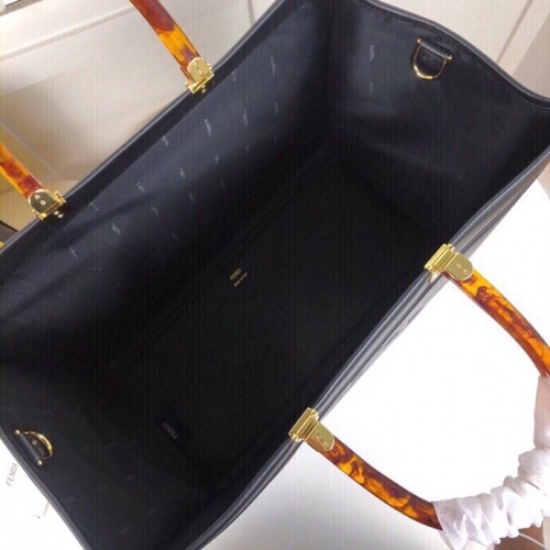 Replica Fendi AAA Quality Handbags For Women #907944 $160.00 USD for Wholesale