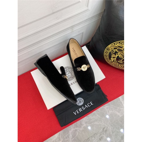 Replica Versace Leather Shoes For Men #907973 $92.00 USD for Wholesale