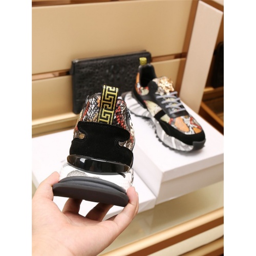 Replica Versace Casual Shoes For Men #908654 $85.00 USD for Wholesale