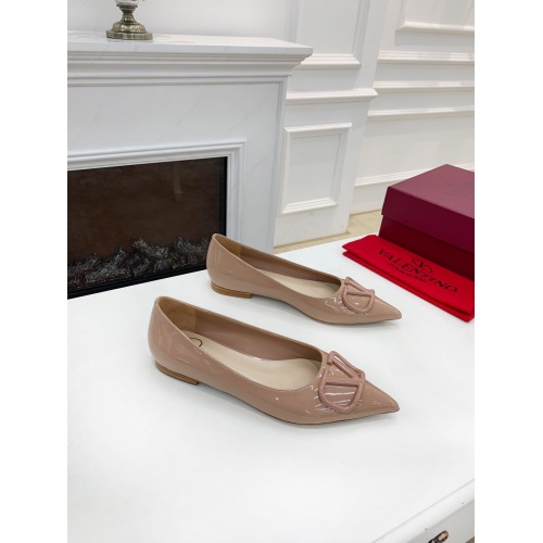 Replica Valentino Flat Shoes For Women #909033 $82.00 USD for Wholesale