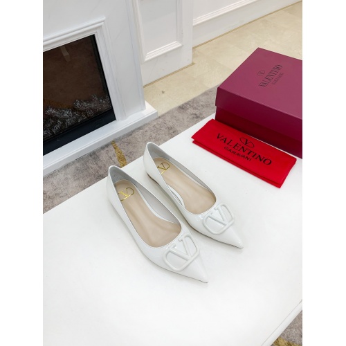Replica Valentino Flat Shoes For Women #909036 $82.00 USD for Wholesale