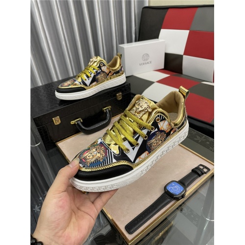 Replica Versace Casual Shoes For Men #909073 $72.00 USD for Wholesale