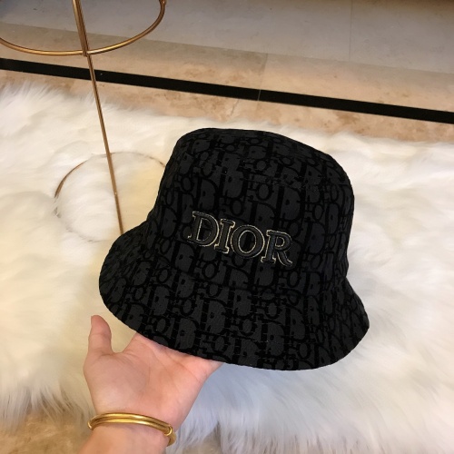 Christian Dior Caps #909277