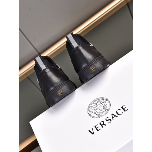 Replica Versace Casual Shoes For Men #909723 $76.00 USD for Wholesale