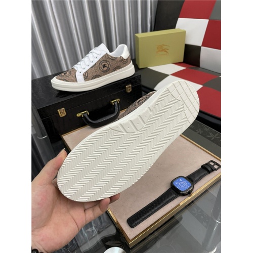 Replica Burberry Casual Shoes For Men #909728 $68.00 USD for Wholesale