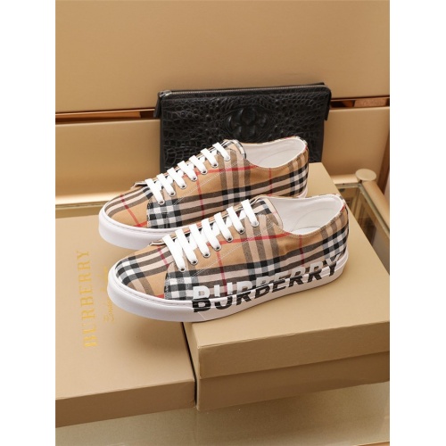 Replica Burberry Casual Shoes For Men #909748 $82.00 USD for Wholesale