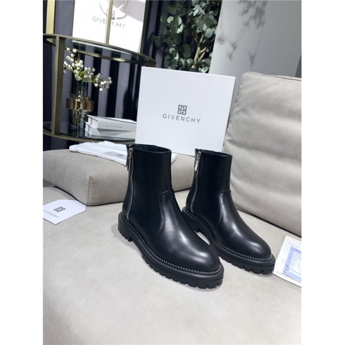 Givenchy Boots For Women #910049