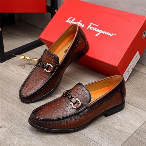 Salvatore Ferragamo Leather Shoes For Men #910119