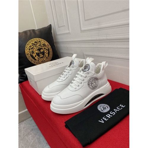 Replica Versace Casual Shoes For Men #910133 $85.00 USD for Wholesale