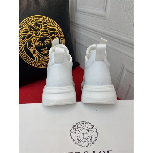 Replica Versace Casual Shoes For Men #910133 $85.00 USD for Wholesale