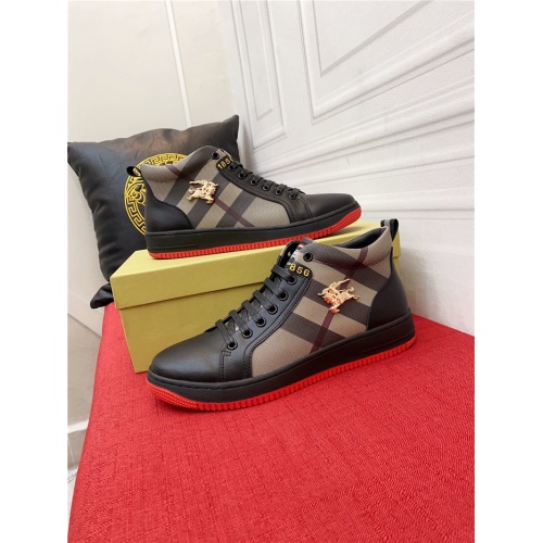 Burberry High Tops Shoes For Men #910137
