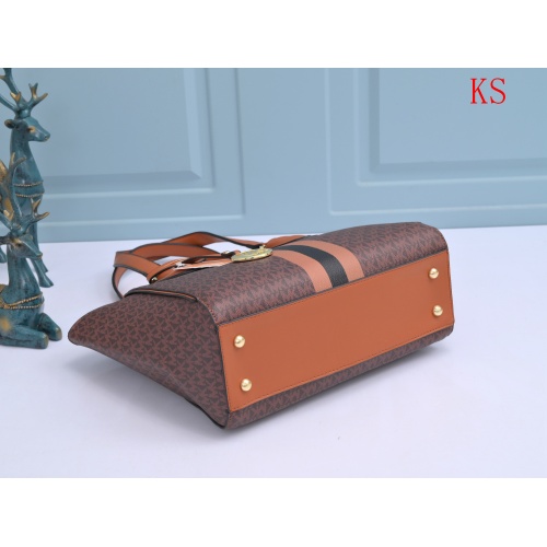 Replica Michael Kors Handbags For Women #910747 $39.00 USD for Wholesale