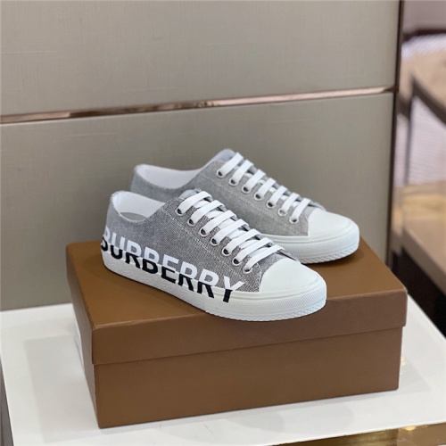Burberry Casual Shoes For Men #910866