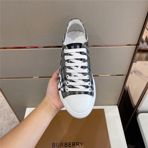 Replica Burberry Casual Shoes For Men #910867 $80.00 USD for Wholesale