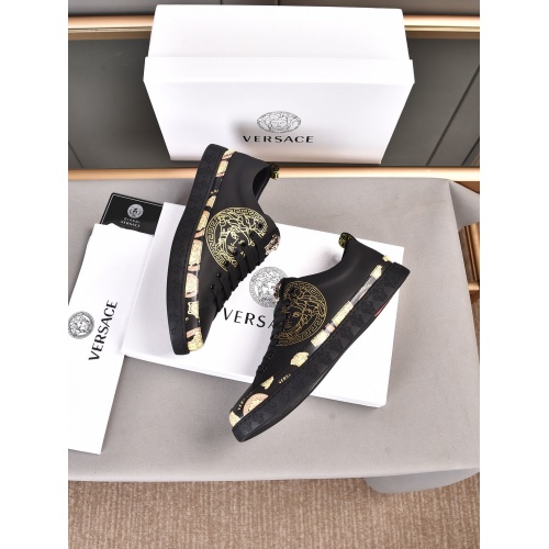 Replica Versace Casual Shoes For Men #911270 $72.00 USD for Wholesale