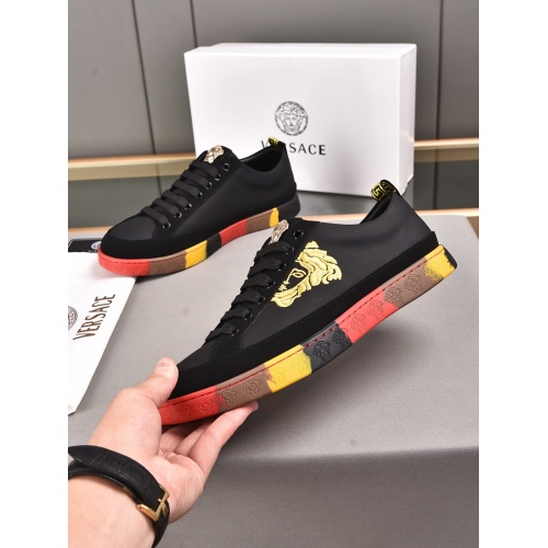 Replica Versace Casual Shoes For Men #911272 $72.00 USD for Wholesale