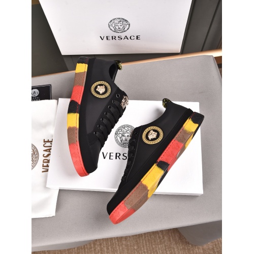Replica Versace Casual Shoes For Men #911274 $72.00 USD for Wholesale