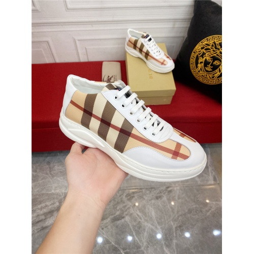 Replica Burberry Casual Shoes For Men #911678 $72.00 USD for Wholesale
