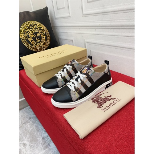Replica Burberry Casual Shoes For Men #911682 $72.00 USD for Wholesale