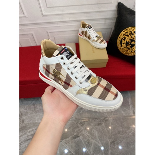 Replica Burberry Casual Shoes For Men #911683 $76.00 USD for Wholesale