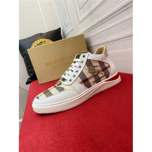 Replica Burberry Casual Shoes For Men #911683 $76.00 USD for Wholesale