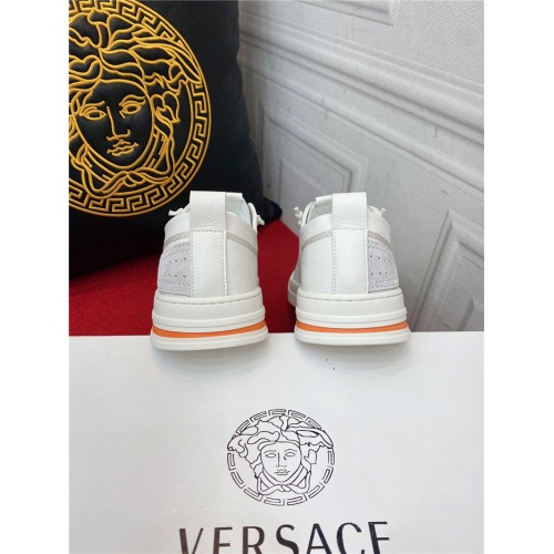 Replica Versace Casual Shoes For Men #911688 $72.00 USD for Wholesale