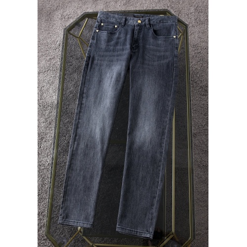 Replica Versace Jeans For Men #911843 $52.00 USD for Wholesale