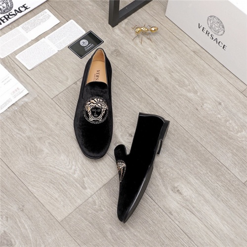 Replica Versace Leather Shoes For Men #912156 $92.00 USD for Wholesale