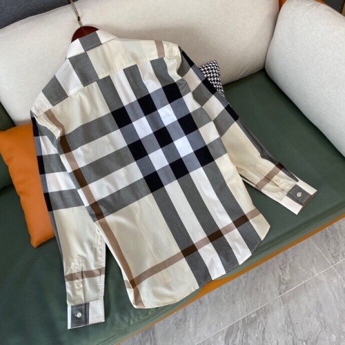Replica Burberry Shirts Long Sleeved For Men #912798 $70.00 USD for Wholesale
