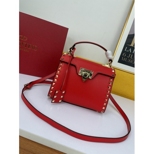 Valentino AAA Quality Messenger Bags For Women #912804 $115.00 USD, Wholesale Replica Valentino AAA Quality Messenger Bags