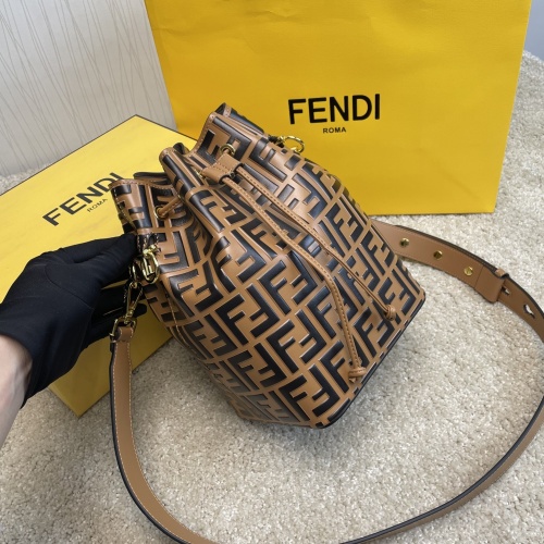 Replica Fendi AAA Messenger Bags For Women #912818 $140.00 USD for Wholesale
