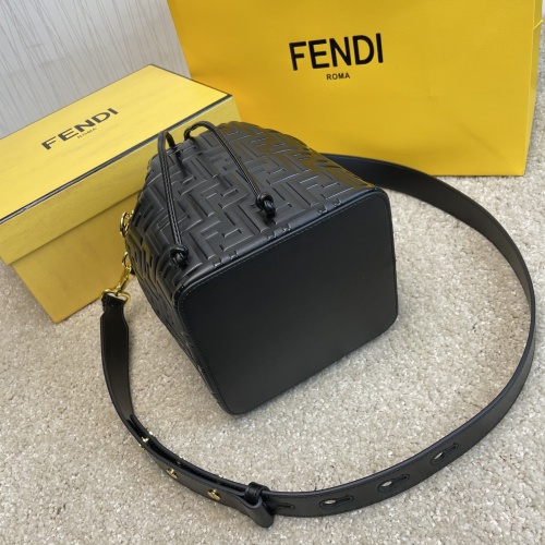 Replica Fendi AAA Messenger Bags For Women #912819 $140.00 USD for Wholesale