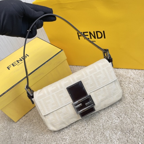 Fendi AAA Messenger Bags For Women #912843 $115.00 USD, Wholesale Replica Fendi AAA Messenger Bags