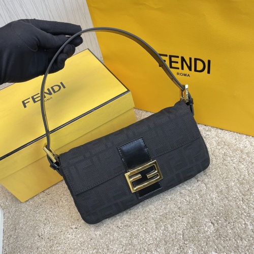 Fendi AAA Messenger Bags For Women #912844 $115.00 USD, Wholesale Replica Fendi AAA Messenger Bags