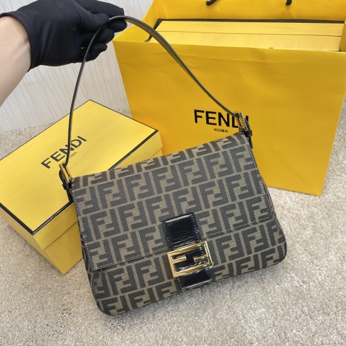 Fendi AAA Messenger Bags For Women #912846 $125.00 USD, Wholesale Replica Fendi AAA Messenger Bags