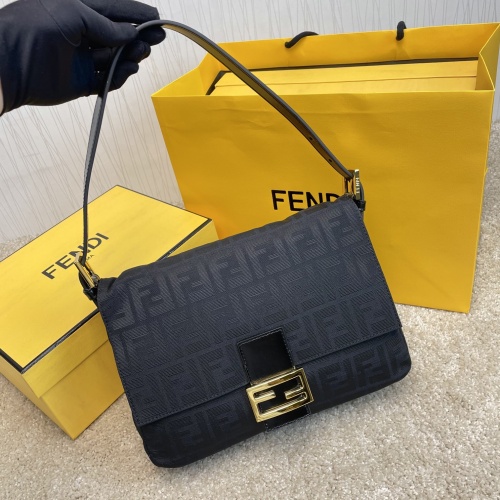 Fendi AAA Messenger Bags For Women #912848 $125.00 USD, Wholesale Replica Fendi AAA Messenger Bags