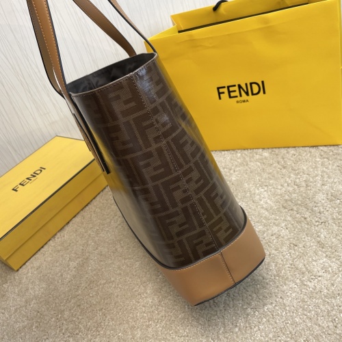 Replica Fendi AAA Quality Handbags For Women #912854 $125.00 USD for Wholesale