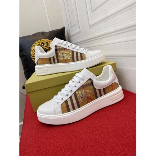 Burberry Casual Shoes For Men #913093
