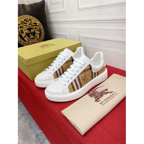 Replica Burberry Casual Shoes For Men #913093 $72.00 USD for Wholesale