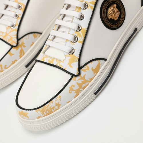Replica Versace Casual Shoes For Men #913153 $72.00 USD for Wholesale
