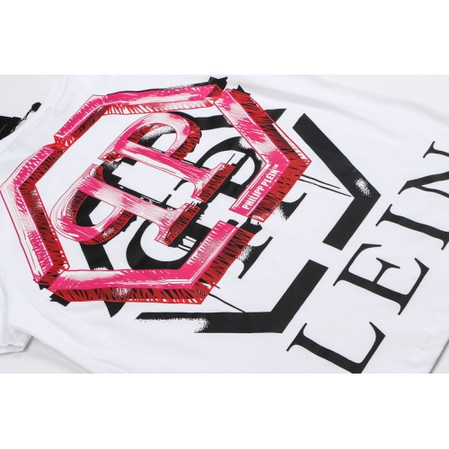Replica Philipp Plein PP T-Shirts Short Sleeved For Men #913323 $28.00 USD for Wholesale