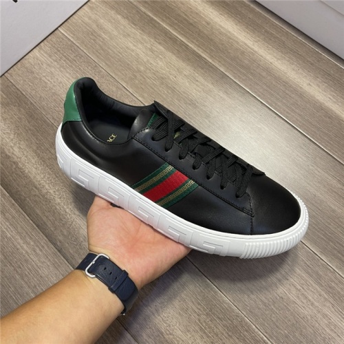 Replica Versace Casual Shoes For Men #913801 $72.00 USD for Wholesale
