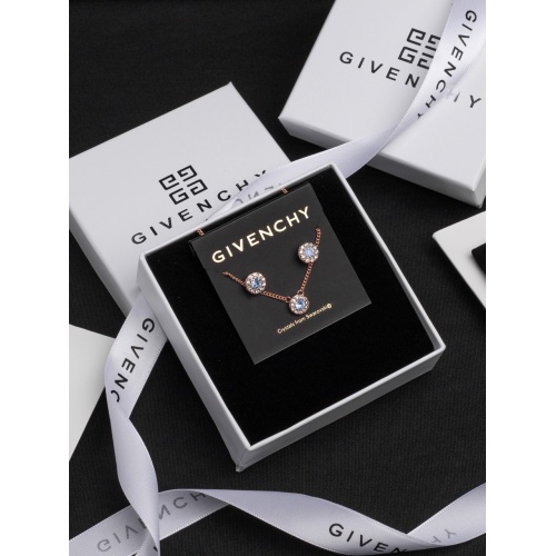 Givenchy Necklace #914511 $52.00 USD, Wholesale Replica Givenchy Necklace