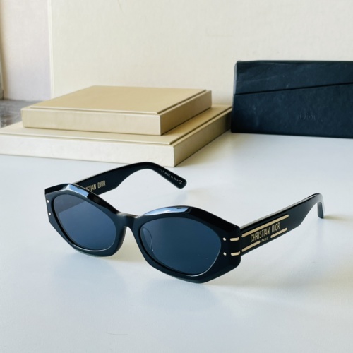 Christian Dior AAA Quality Sunglasses #914543